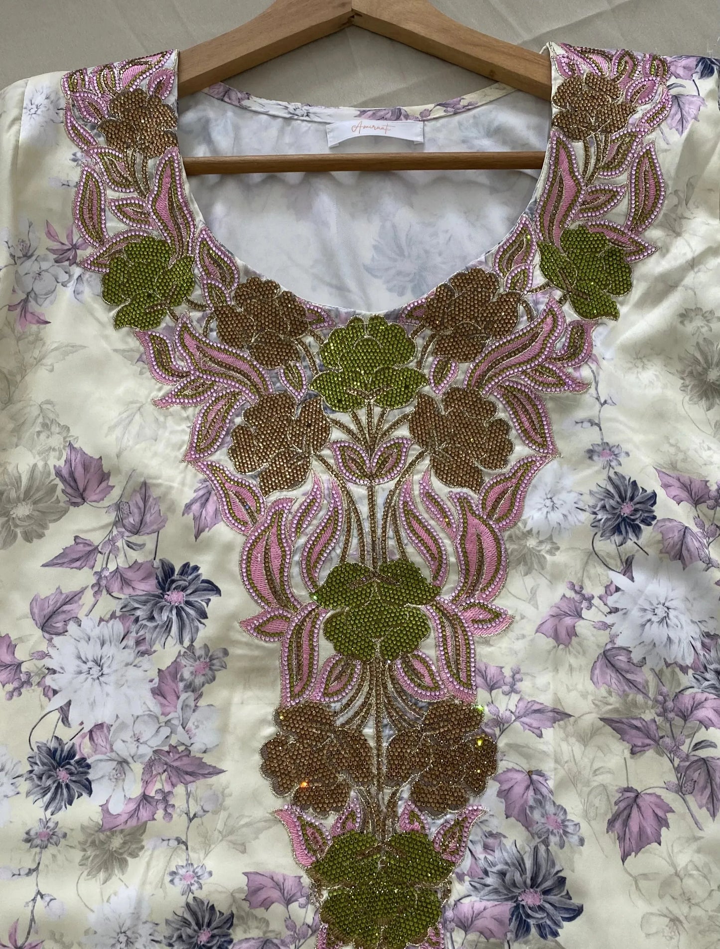 MUKHAWAR - YASMIN - Amiraati