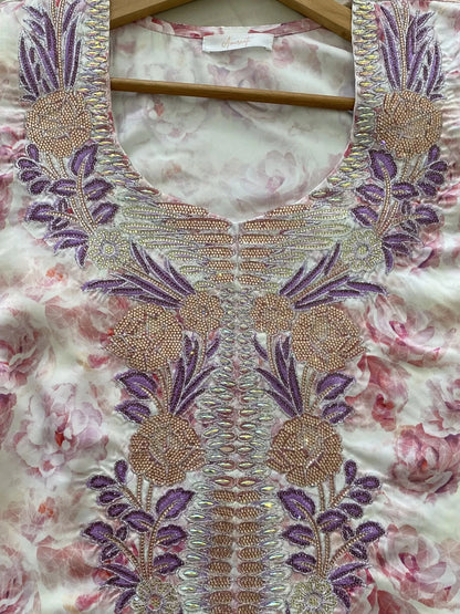 MUKHAWAR - MAYA - Amiraati